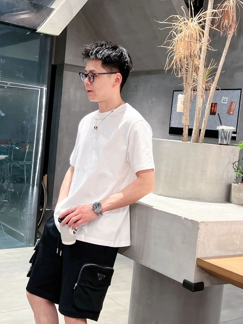 Durable Louis Vuitton T-Shirts 133610