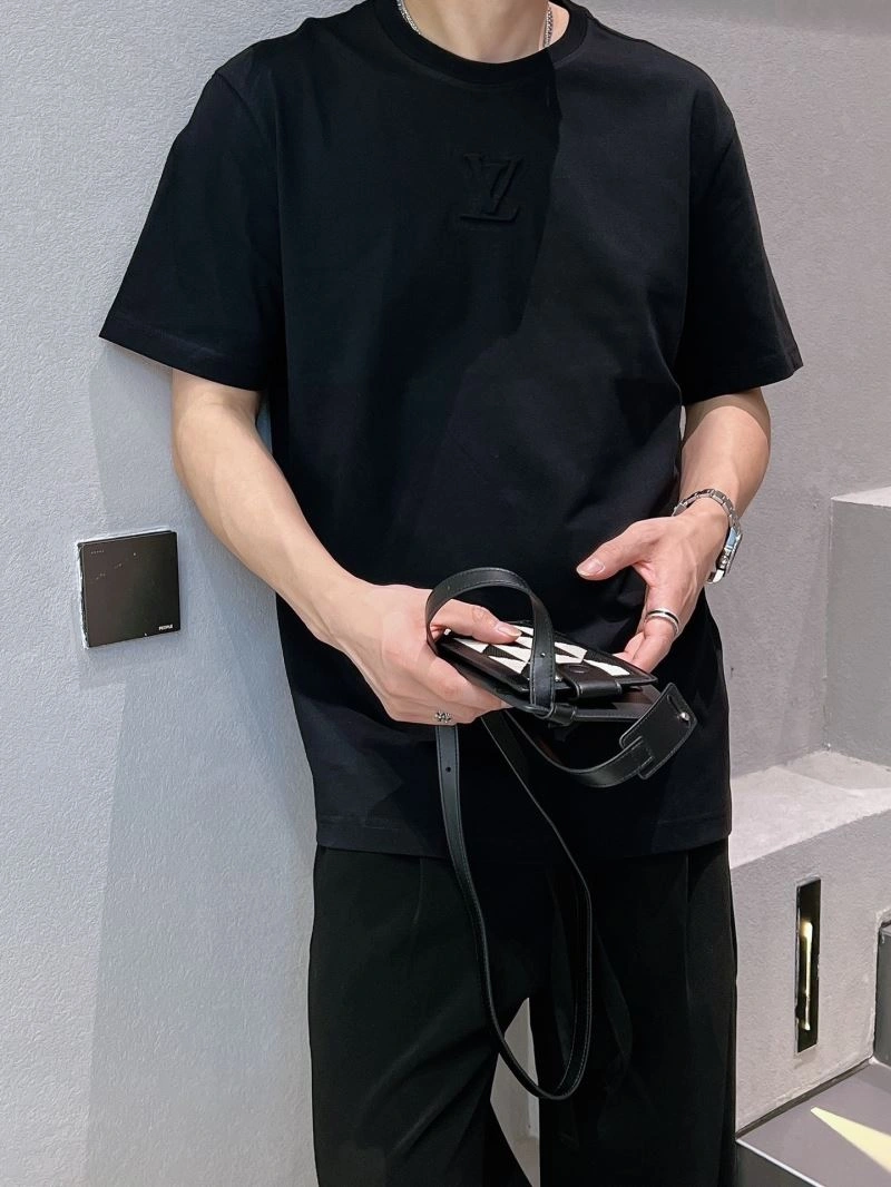 RelaxedFit Louis Vuitton T-Shirts 133602