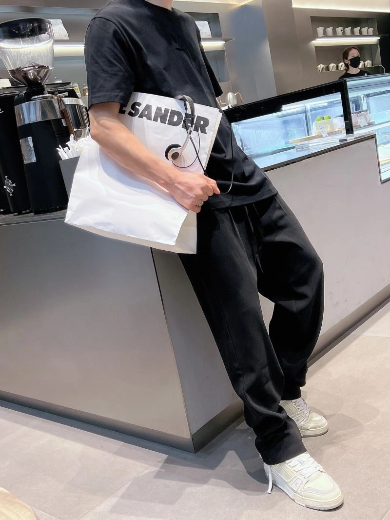 RelaxedFit Louis Vuitton T-Shirts 133602