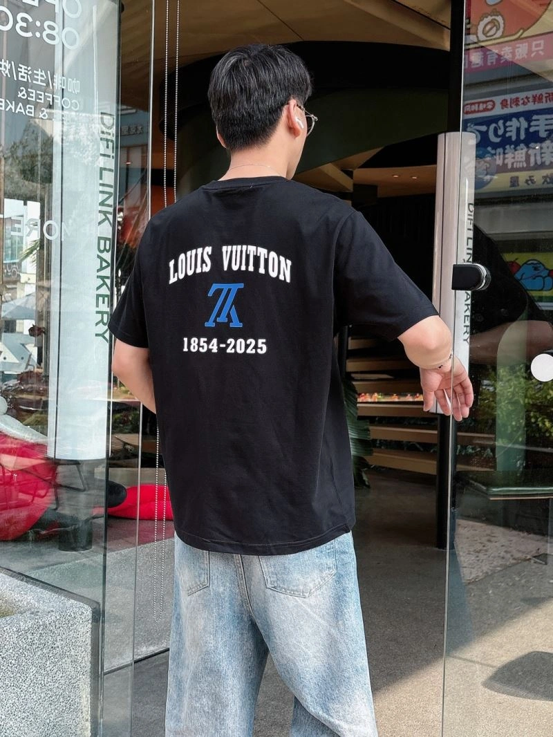 Louis Vuitton T-Shirts Flexible 133612