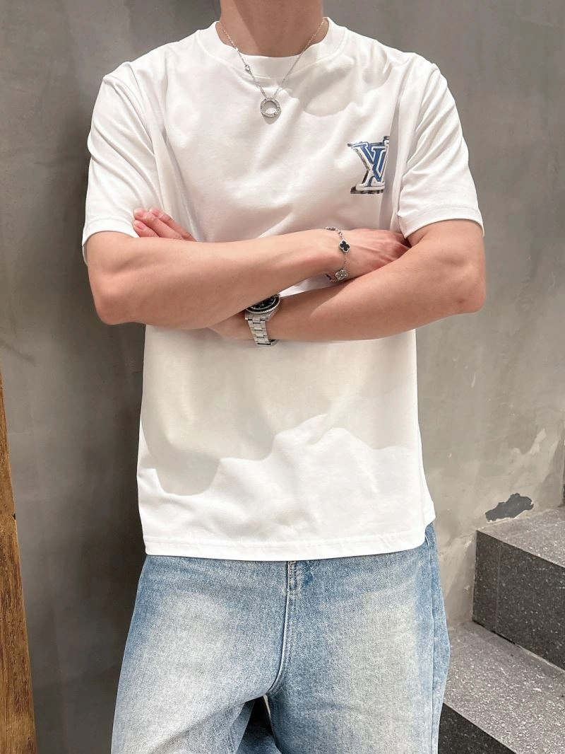 Louis Vuitton T-Shirts Stylish 133618