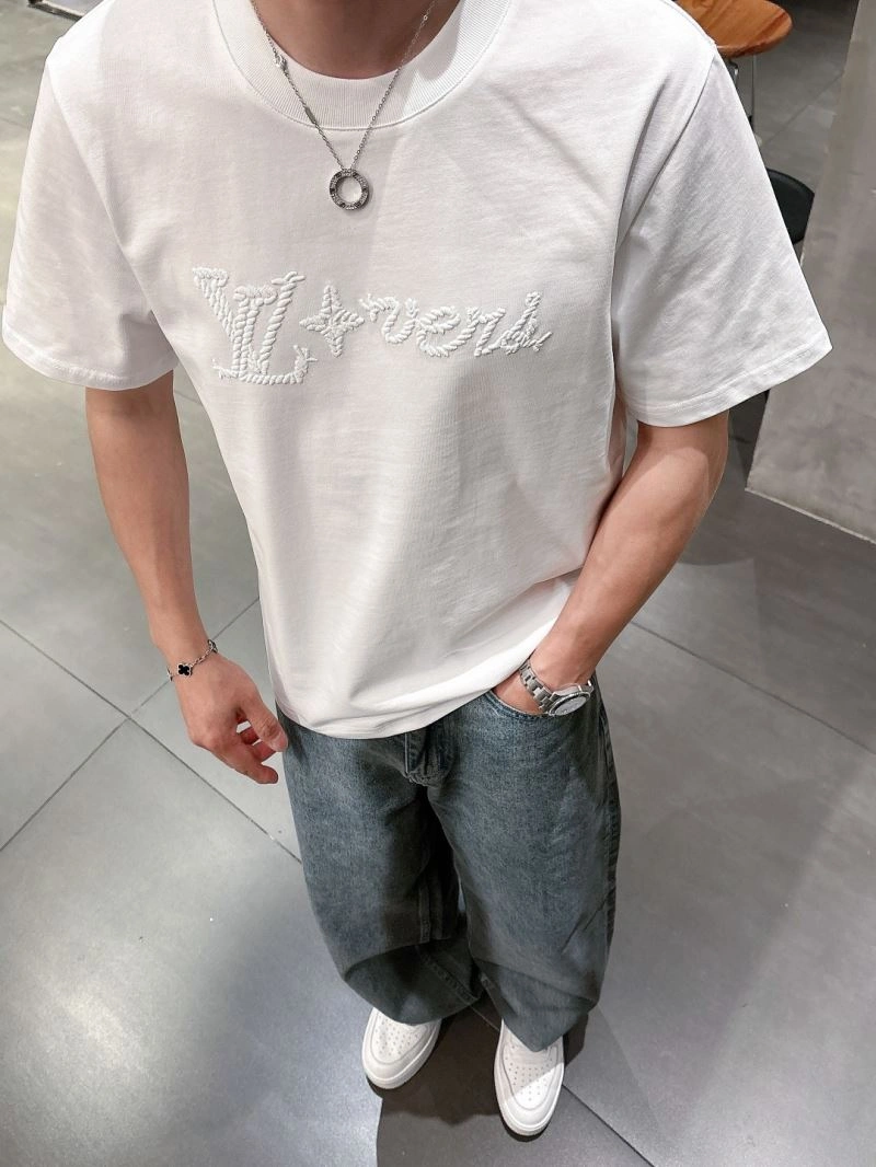 Louis Vuitton T-Shirts Seasonal 133627