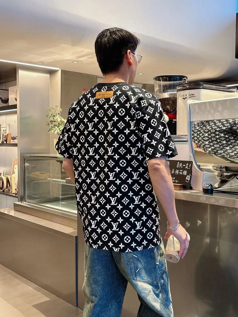 UrbanStyle Louis Vuitton T-Shirts 133605