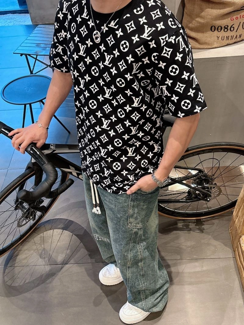 UrbanStyle Louis Vuitton T-Shirts 133605