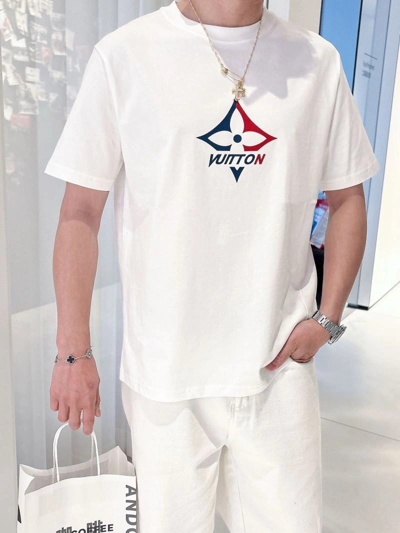 TravelReady Louis Vuitton T-Shirts 133603