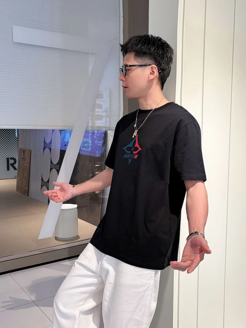 FreshLook Louis Vuitton T-Shirts 133629