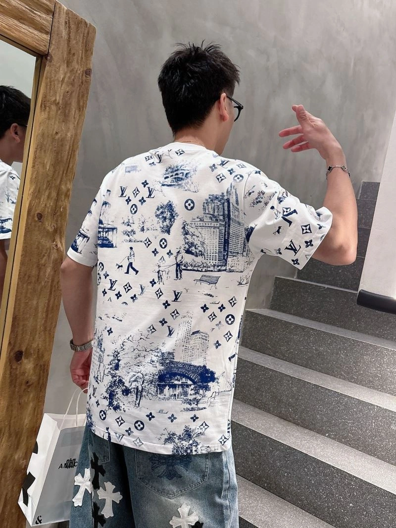 Stretchable Louis Vuitton T-Shirts 133626