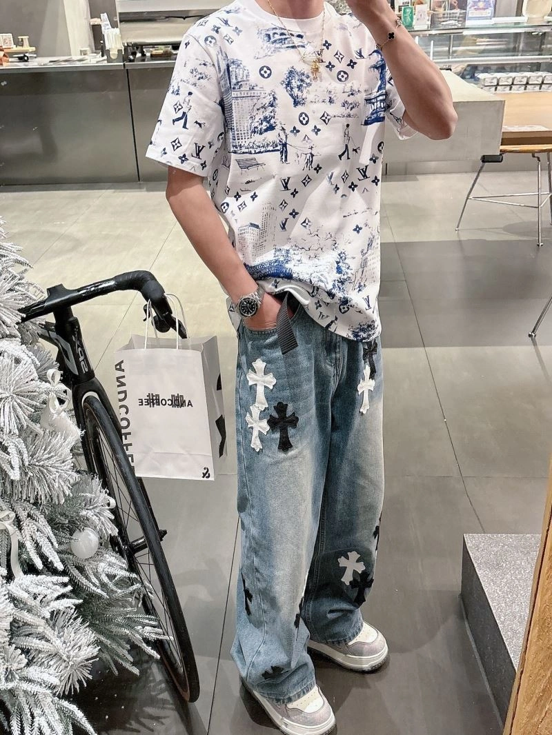 Stretchable Louis Vuitton T-Shirts 133626