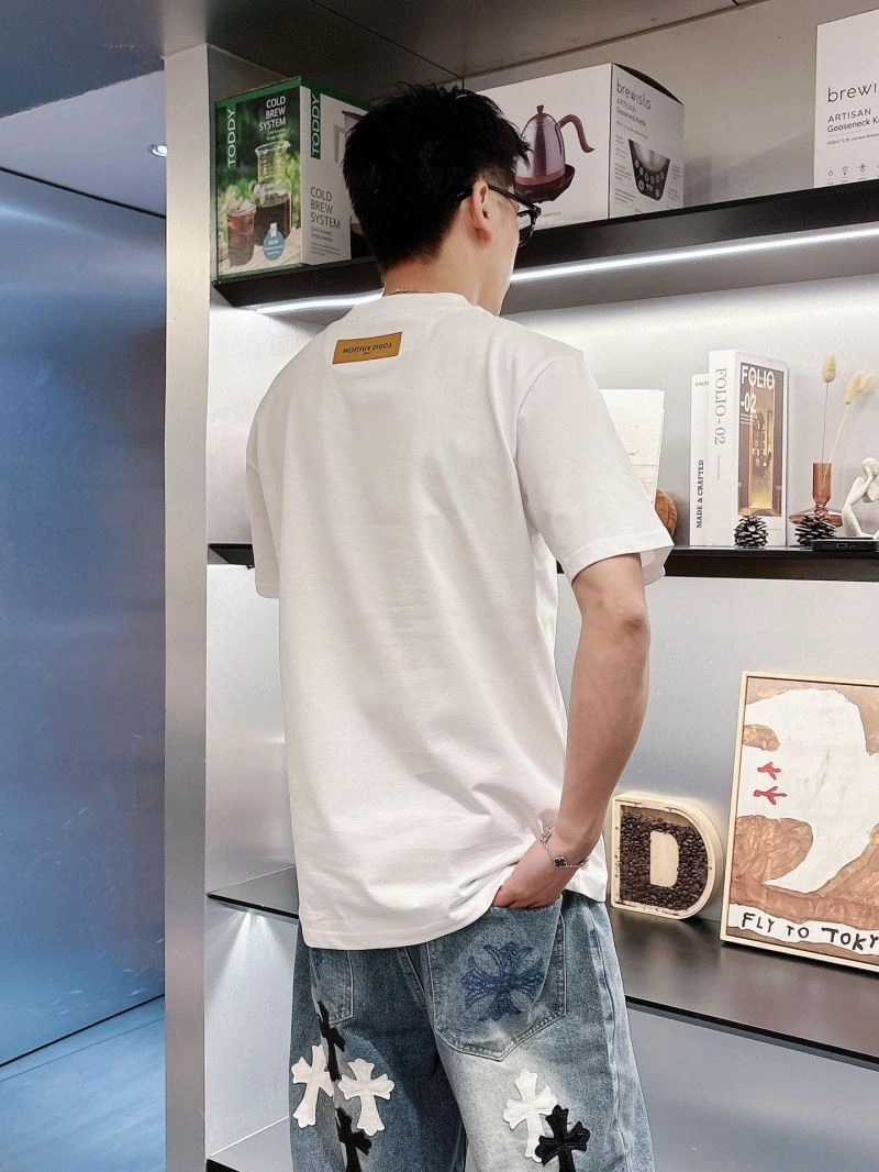 Comfortable Louis Vuitton T-Shirts 133617