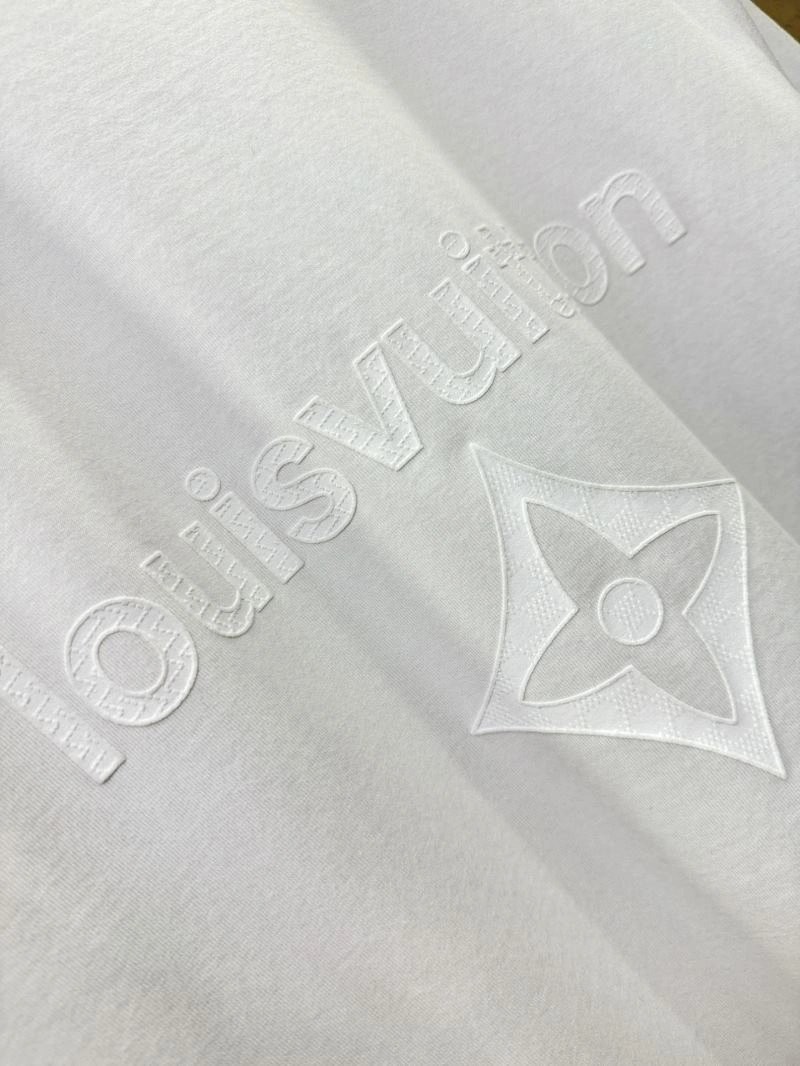 WeatherProof Louis Vuitton T-Shirts 133633