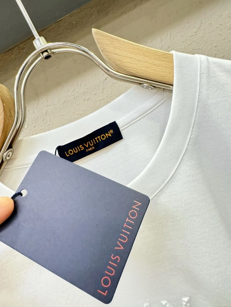 WeatherProof Louis Vuitton T-Shirts 133633