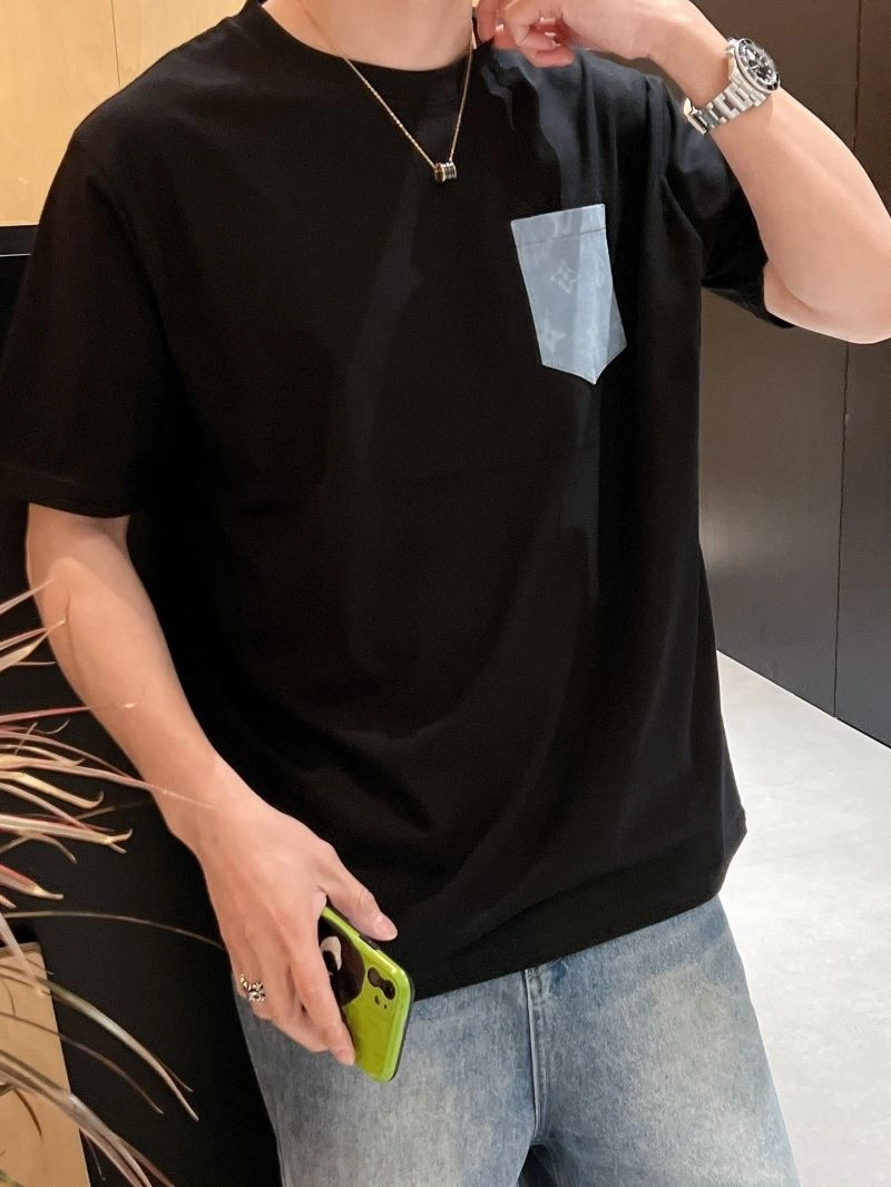 Louis Vuitton T-Shirts DailyWear 133608