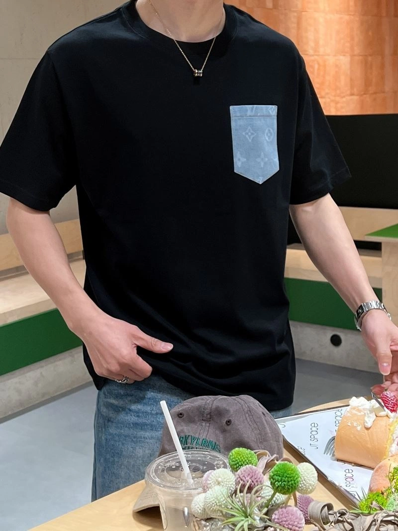 Louis Vuitton T-Shirts DailyWear 133608