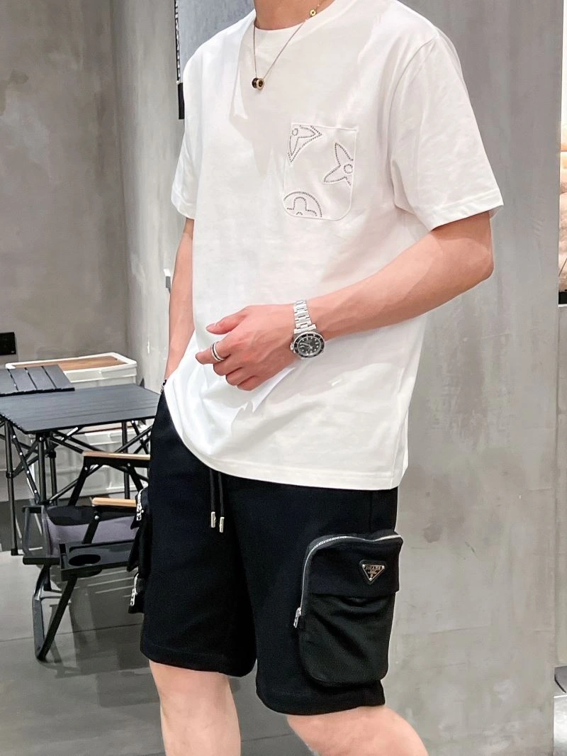 Louis Vuitton T-Shirts Comfortable 133615