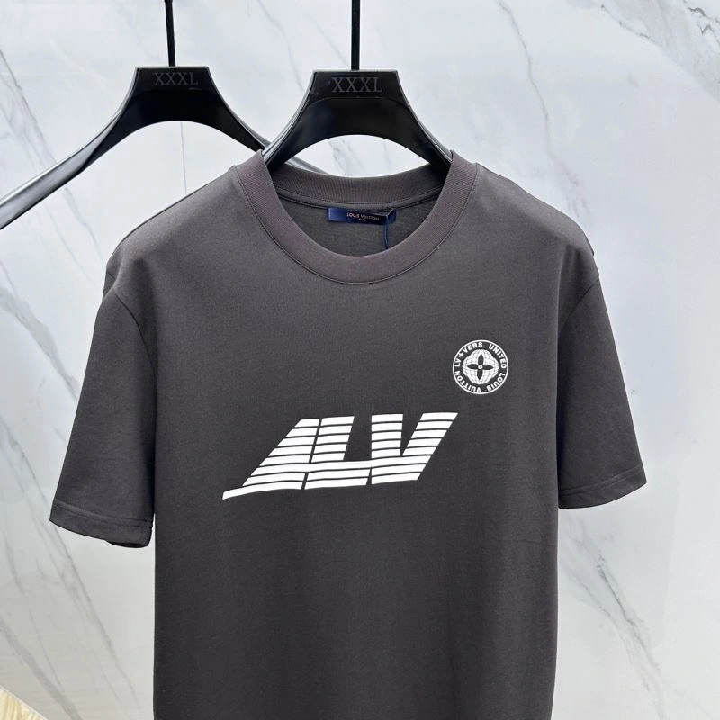 Louis Vuitton T-Shirts MoistureWicking 133601