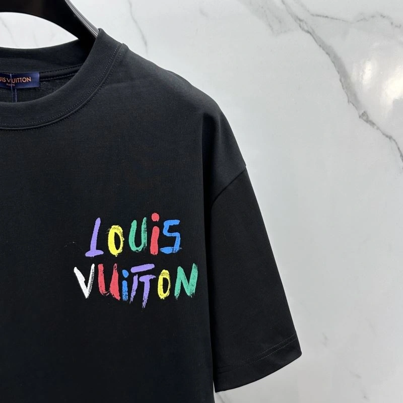 Louis Vuitton T-Shirts ModernLook 133592