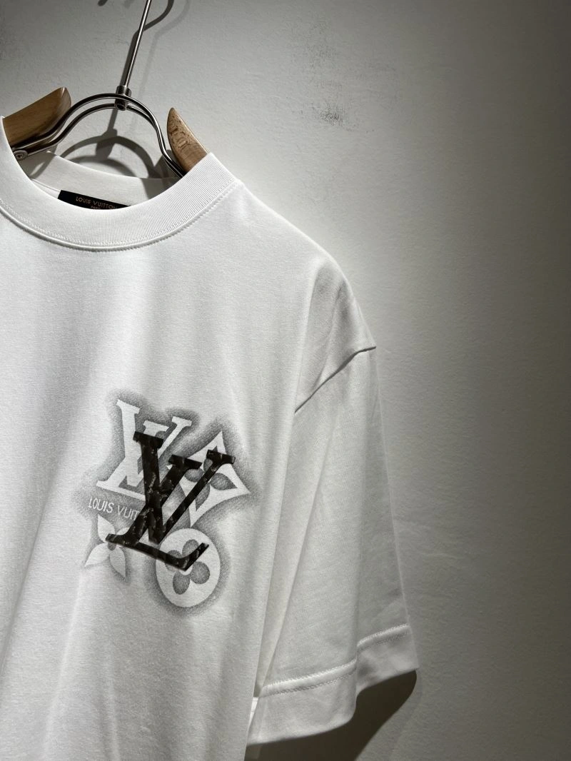 BestValue Louis Vuitton T-Shirts 133563
