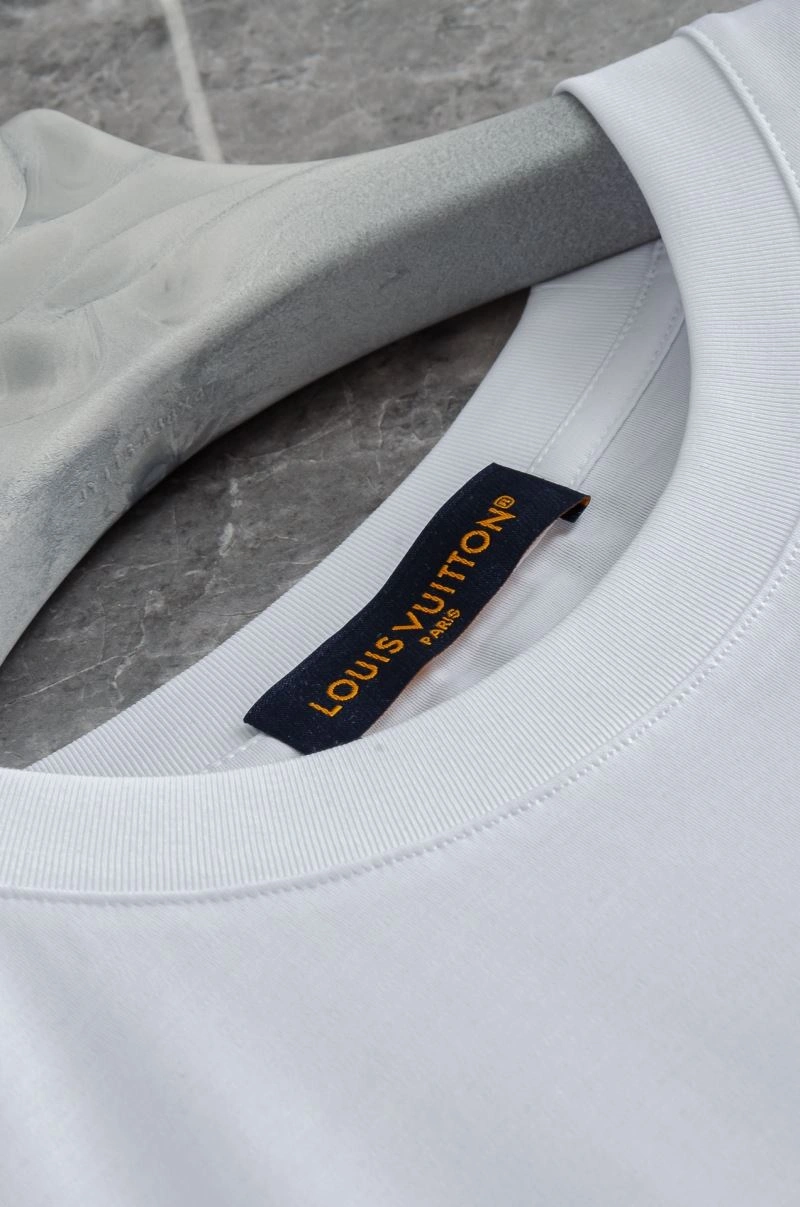 Louis Vuitton T-Shirts Unique 133581