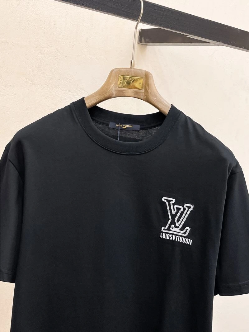 Louis Vuitton T-Shirts Durable 133580