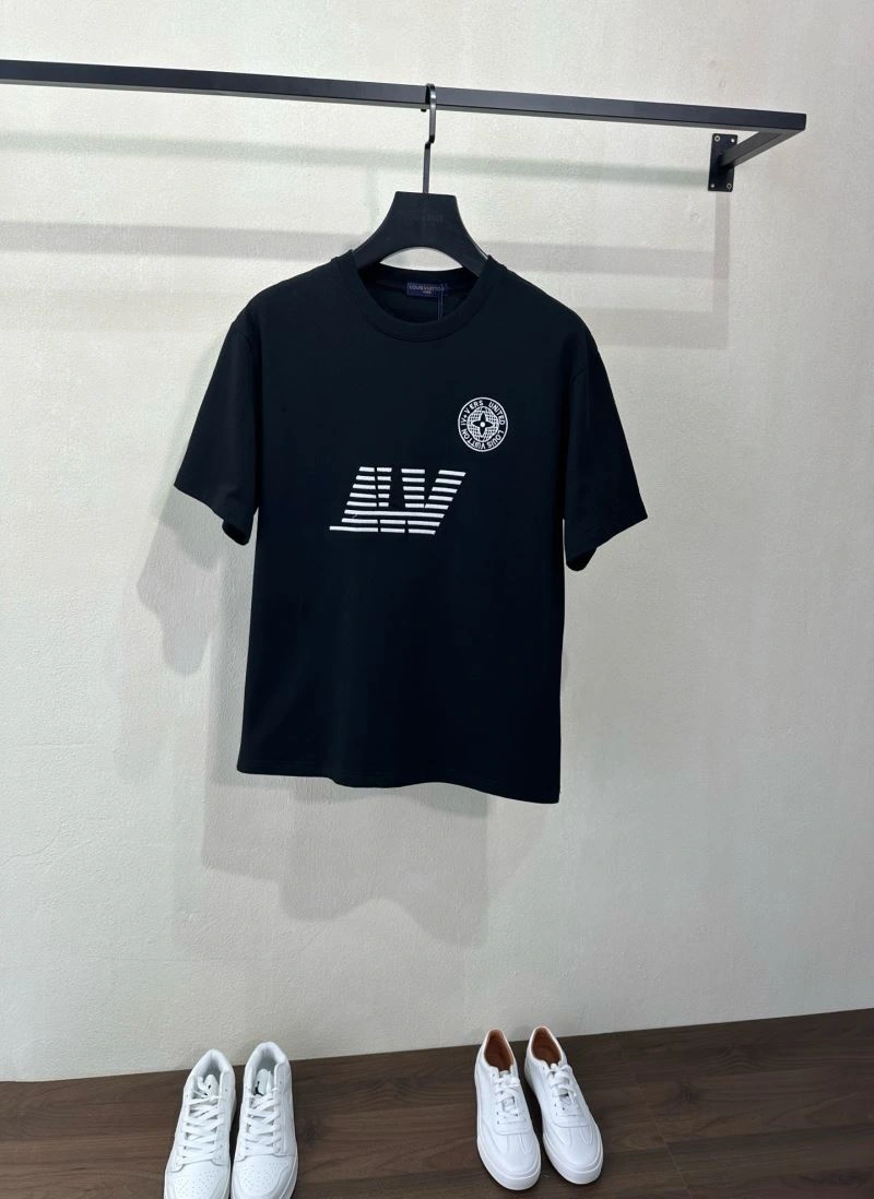 Louis Vuitton T-Shirts HighPerformance 133579
