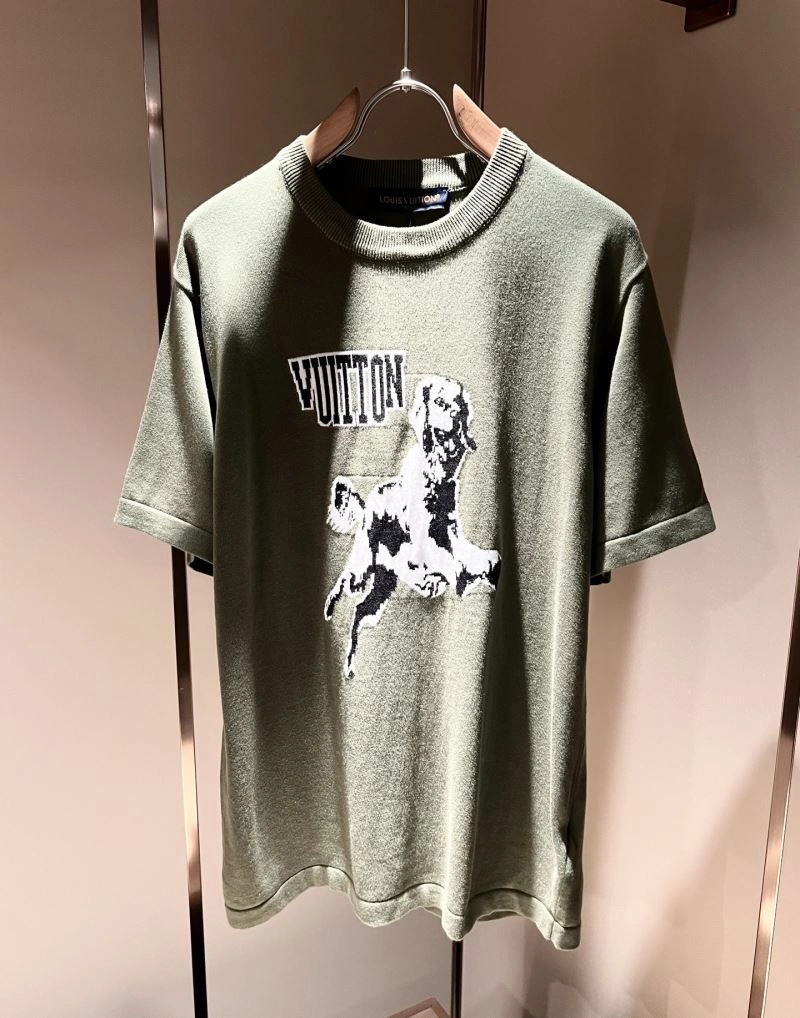 Trendsetting Louis Vuitton T-Shirts 133570