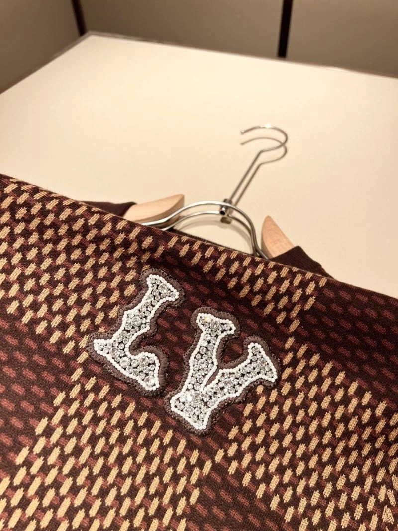 Louis Vuitton T-Shirts WellDesigned 133577