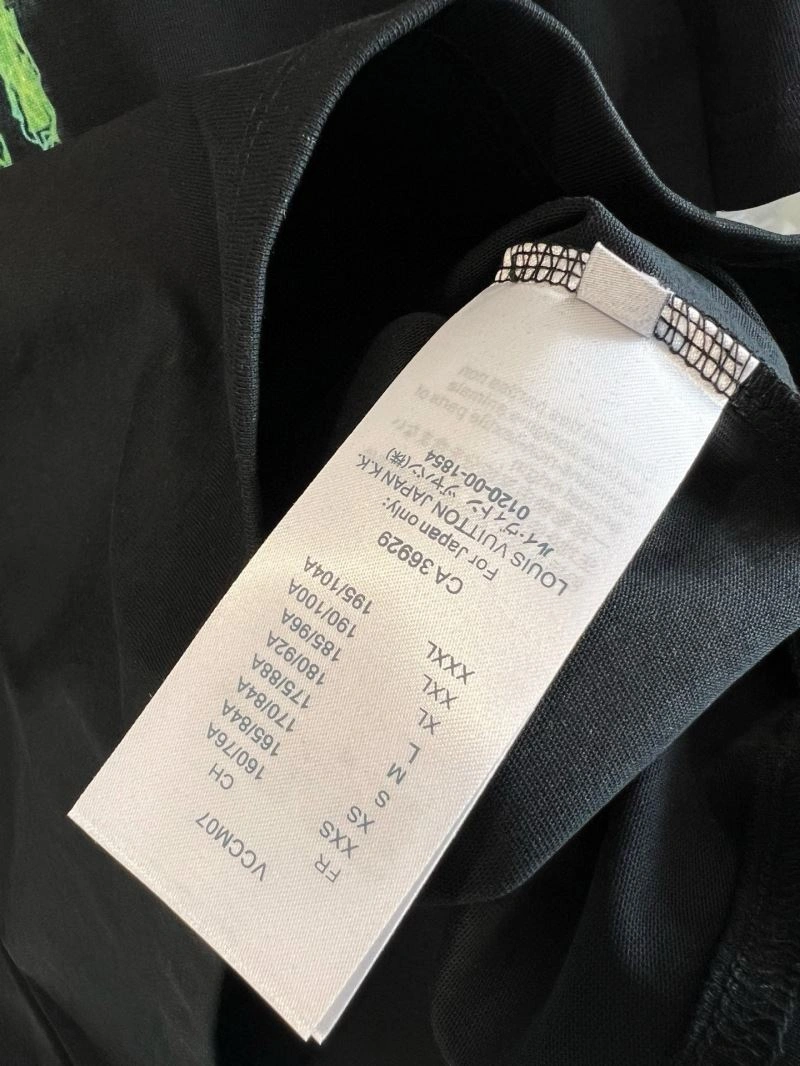 Louis Vuitton T-Shirts Sporty 133583