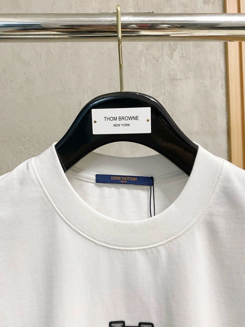 MoistureWicking Louis Vuitton T-Shirts 133566
