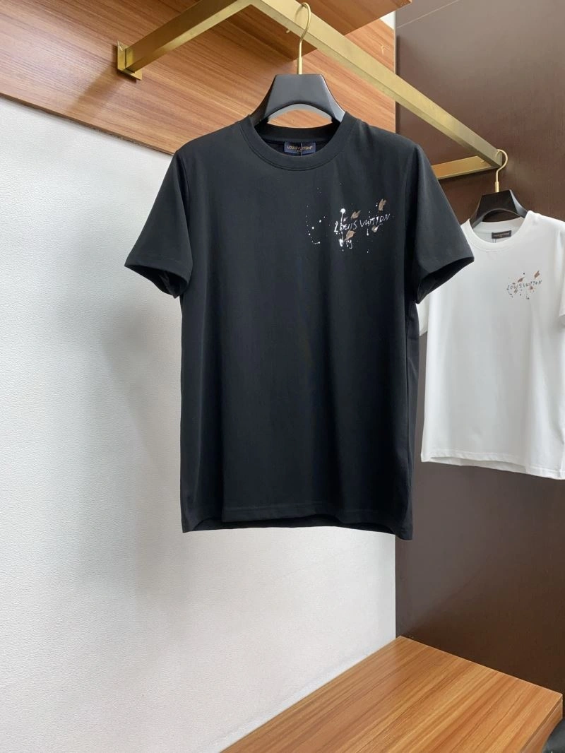 Bold Louis Vuitton T-Shirts 133561