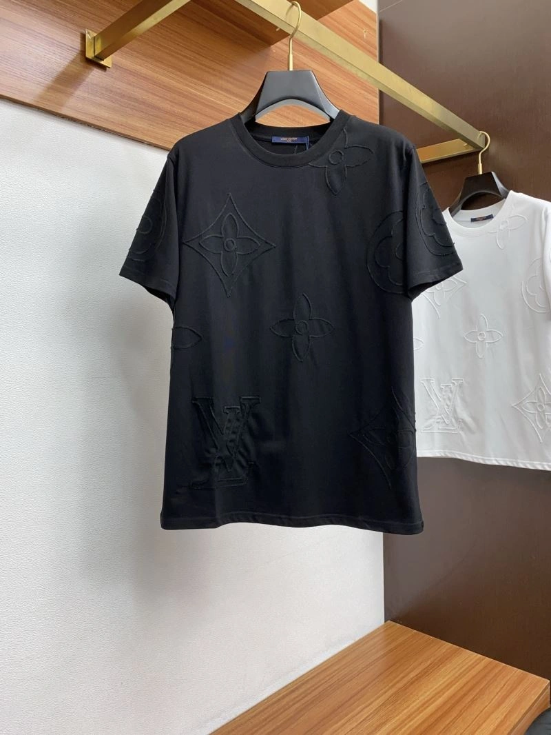 Louis Vuitton T-Shirts HighPerformance 133576