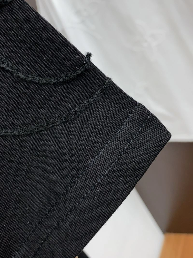 Louis Vuitton T-Shirts HighPerformance 133576