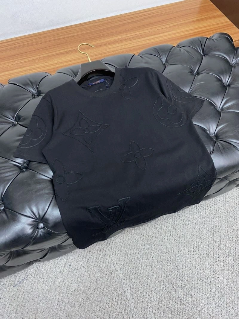 Louis Vuitton T-Shirts HighPerformance 133576