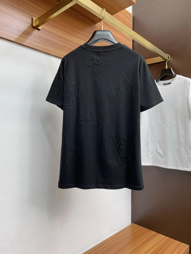 Louis Vuitton T-Shirts HighPerformance 133576