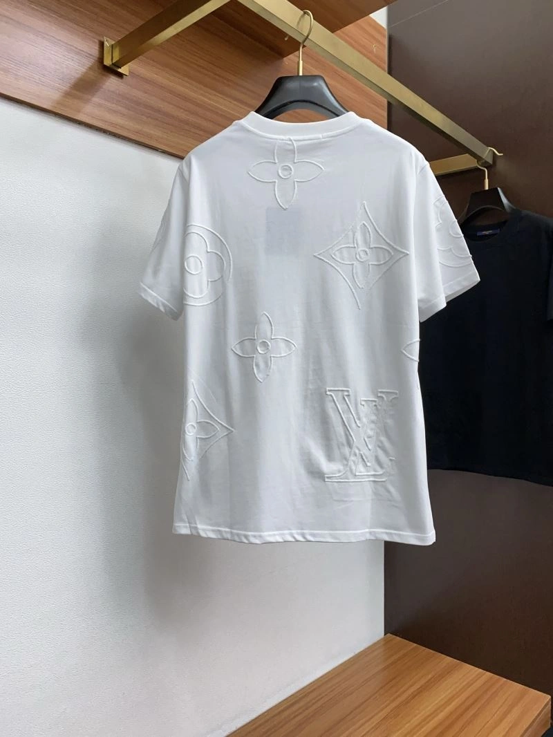 Louis Vuitton T-Shirts Popular 133559