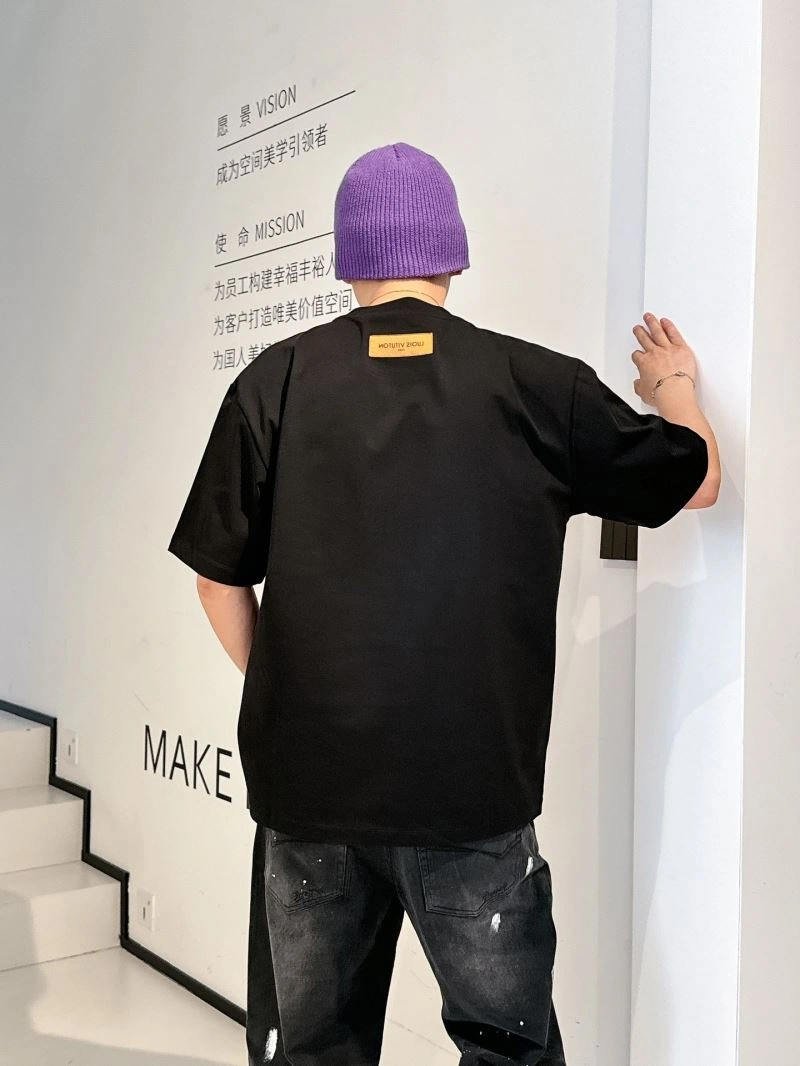 Packable Louis Vuitton T-Shirts 133558