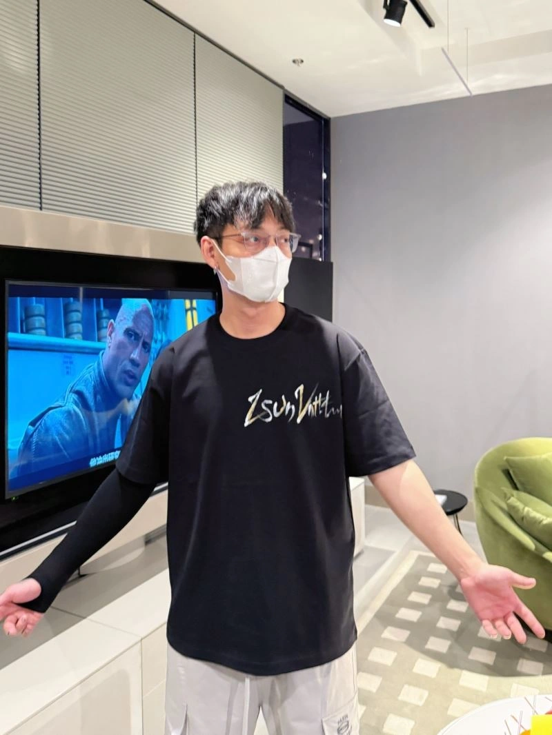 Louis Vuitton T-Shirts FreshLook 133556