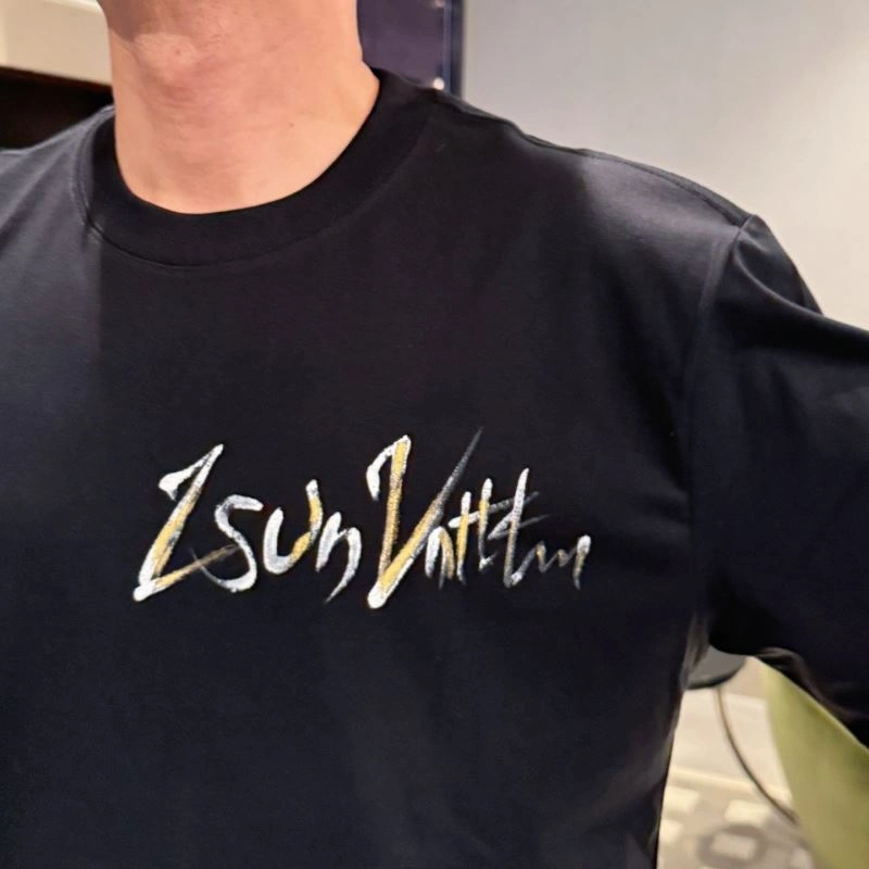 Louis Vuitton T-Shirts FreshLook 133556