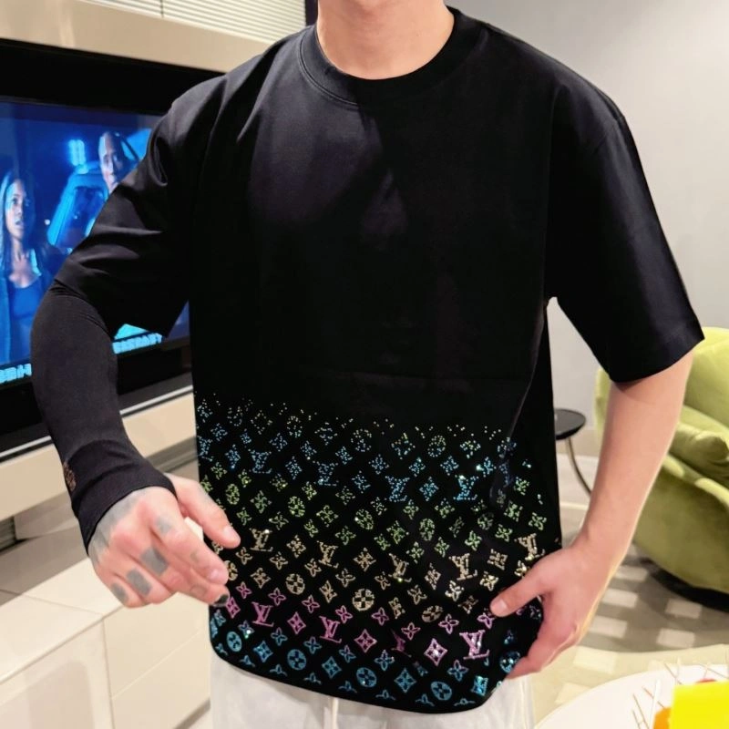Louis Vuitton T-Shirts Chic 133553