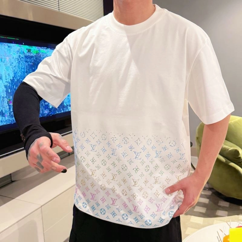 Affordable Louis Vuitton T-Shirts 133540
