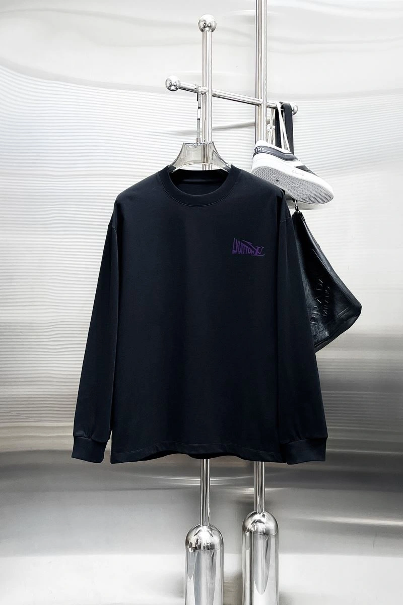 Louis Vuitton T-Shirts Versatile 133536