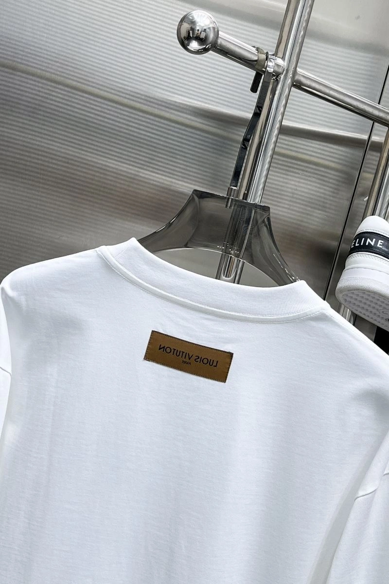 MultiPurpose Louis Vuitton T-Shirts 133534
