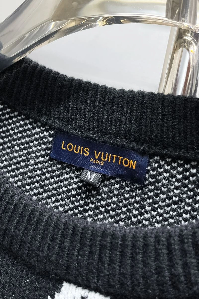 Louis Vuitton T-Shirts FashionForward 133539