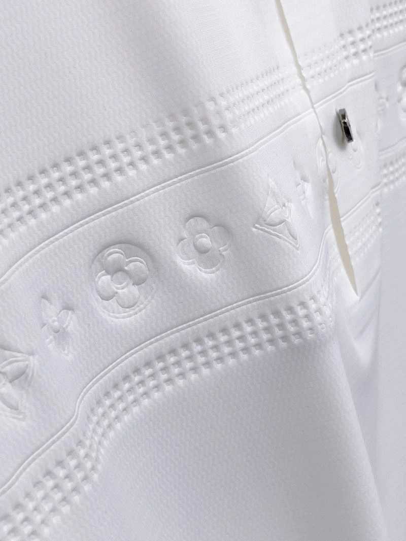 Louis Vuitton T-Shirts Refined 133522