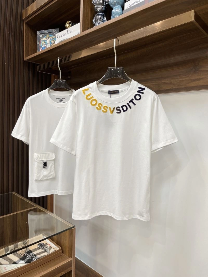 Louis Vuitton T-Shirts Neat 133526