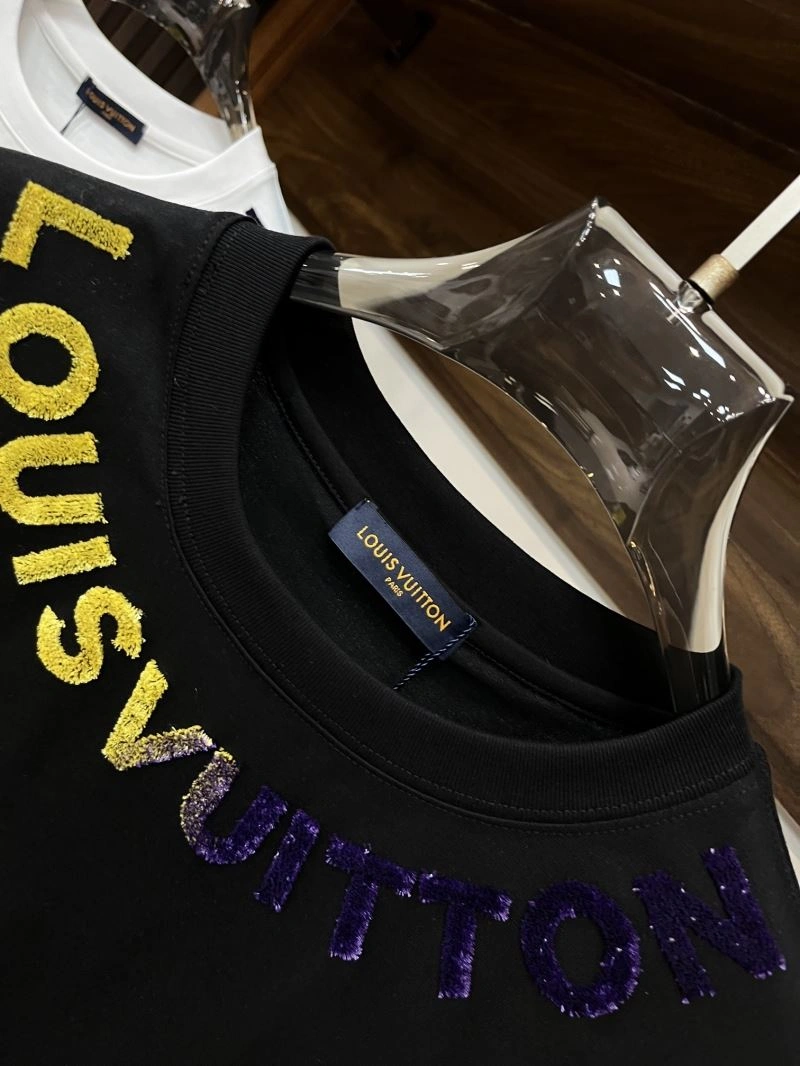 Louis Vuitton T-Shirts Neat 133526