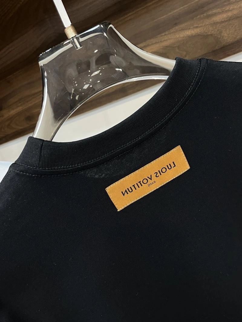 Sophisticated Louis Vuitton T-Shirts 133523