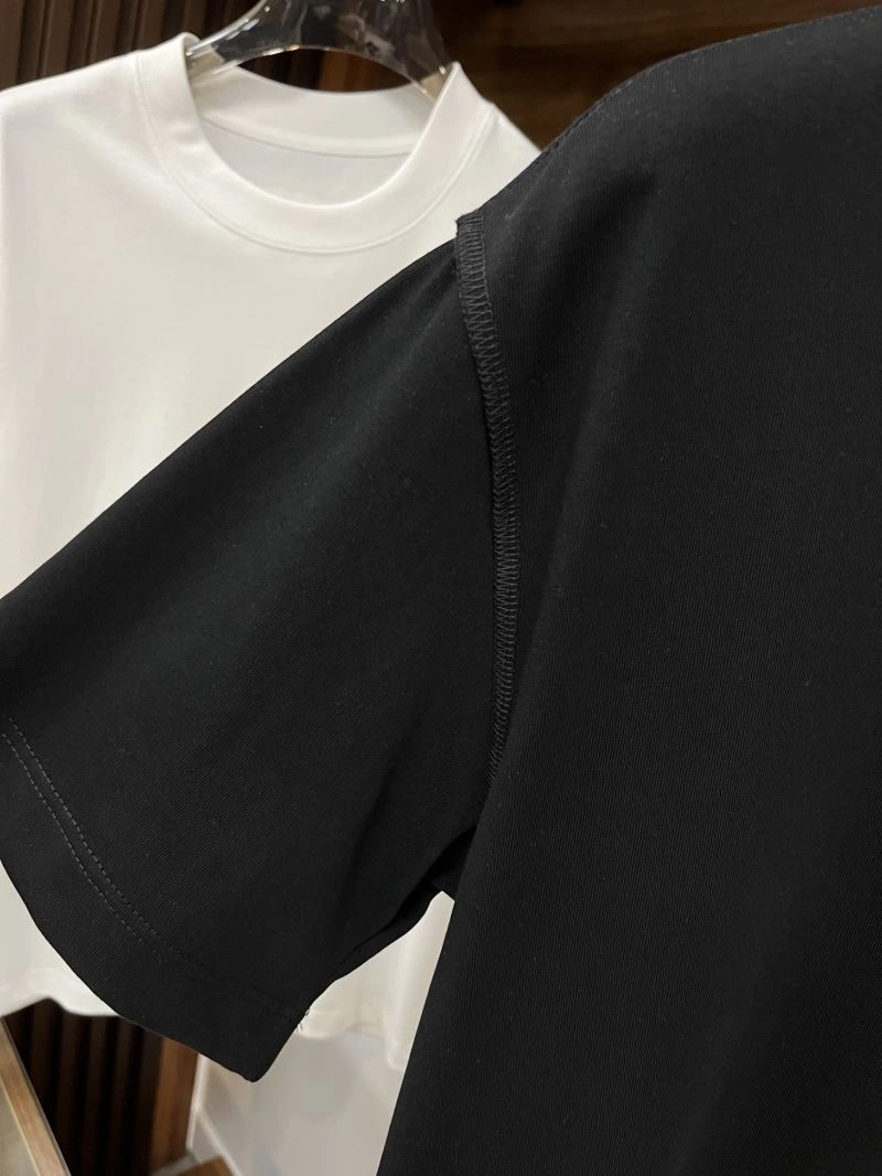 Stretchable Louis Vuitton T-Shirts 133517