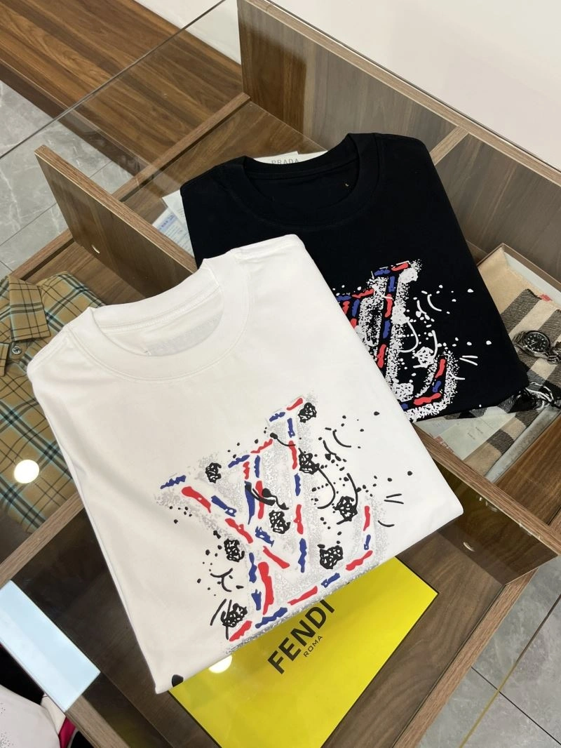 SmoothTexture Louis Vuitton T-Shirts 133533