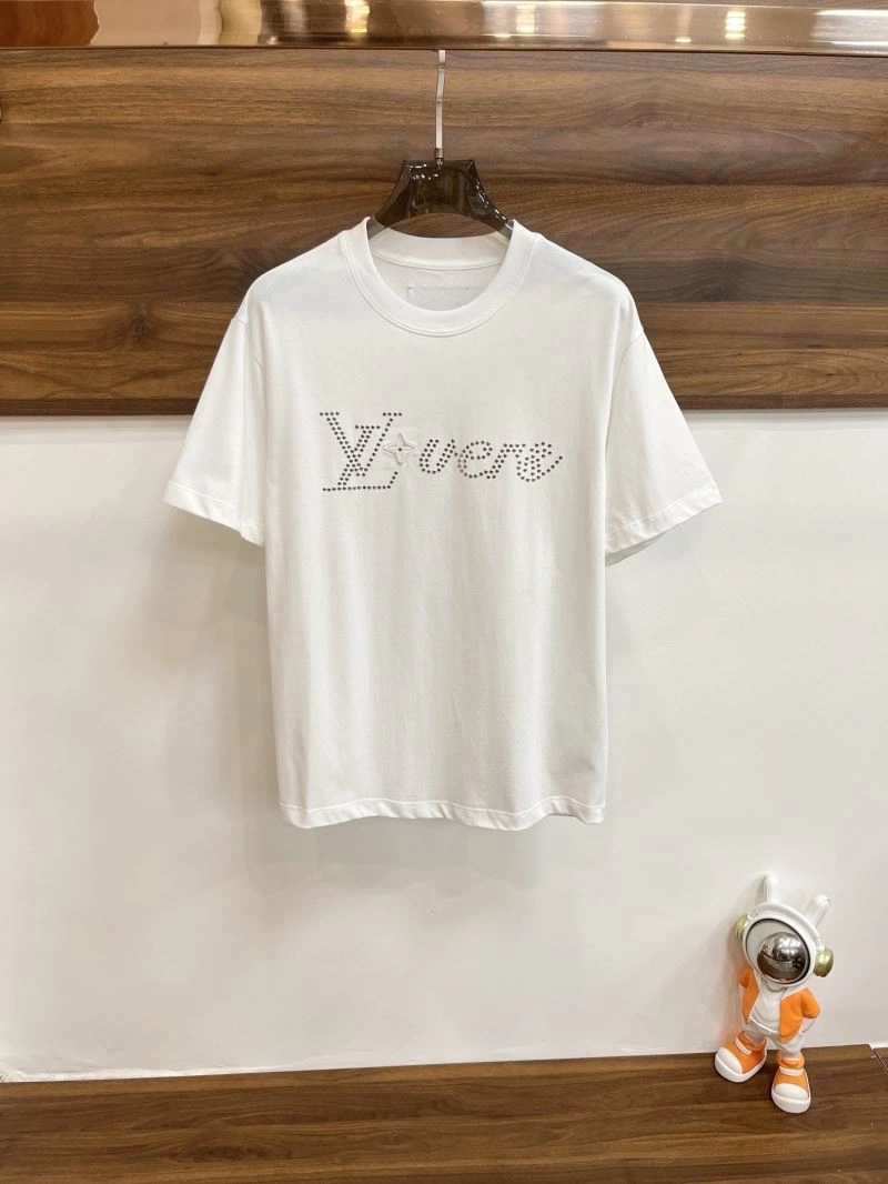 ModernLook Louis Vuitton T-Shirts 133551