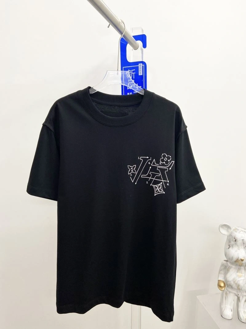 ModernLook Louis Vuitton T-Shirts 133549
